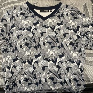 Floral design blue v-neck shirt